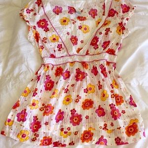 Adorable Summer Blouse White & Multi Flower M EUC